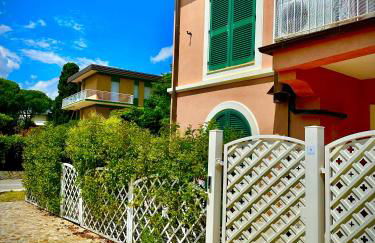 Conero Casa T8- Marcelli di Numana in Piazzale Tremiti 8 con Parcheggio Esclusivo Giardino e Barbecue - Photo 3