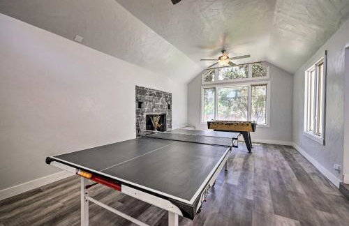 Cedar City Family Home with Game Room and Yard! - Foto 3