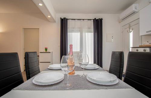 Villa Marsel with Pool & Jacuzzi by Istrabook - Foto 21