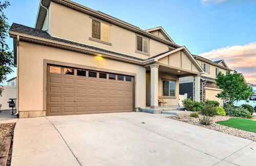6 Mi to DIA Spacious Home with Backyard in Denver! - Foto 33