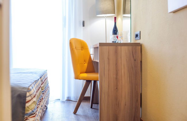 Sunny Days Hotel Apt - Photo 64