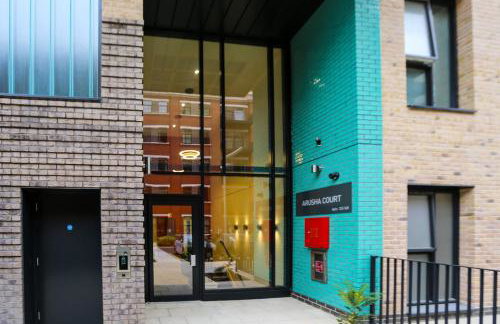 2BR Flat - Walk to Elizabeth Line - Free Parking - Foto 16