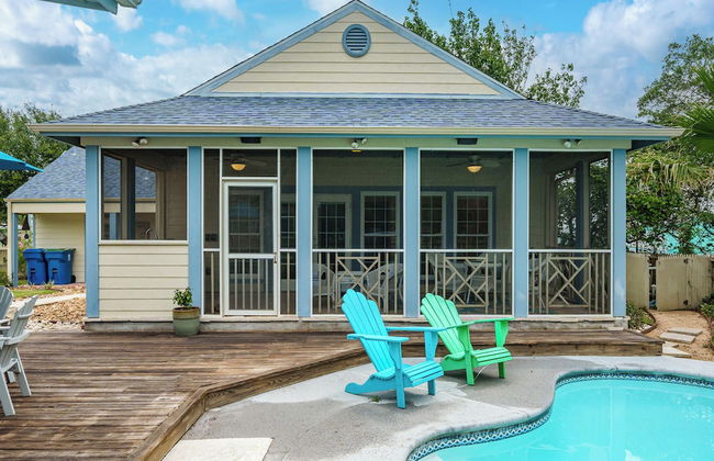 Magnolia Cottage by Miss Kitty’s - Photo 1