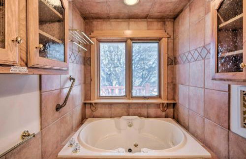 Buena Vista Oasis with Mtn Views, 3 Mi to Dtwn! - Foto 17