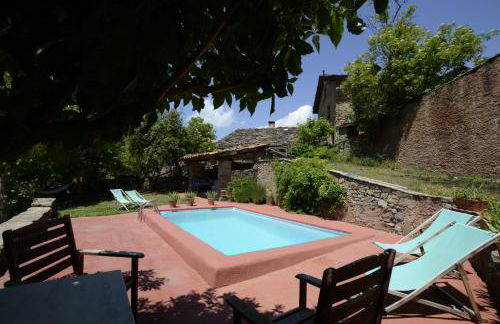 La Pegatera Masia rodeada de bosque ideal para desconectar - Photo 13