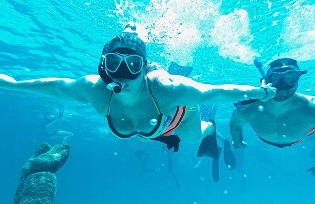 Catamarán Deluxe a Isla Mujeres con Barra Libre desde Cancún - Foto 11