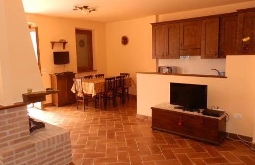 La Loggina Maxi con 2 giardini recintati privati - Foto 19