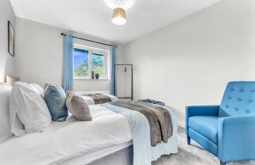 MK 2-Bedroom Contractor's Gem, 5 beds, sleeps 6, free parking - Foto 16