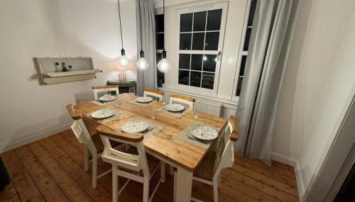 Stirling Haven: Charming 3B Apt in City Centre - Foto 2