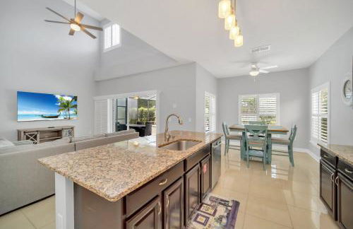 Completely Remodeled 5 Bedroom Disney Pool Home - Foto 6
