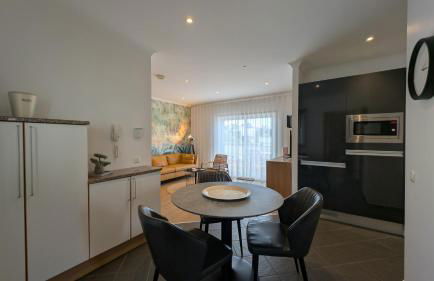 Pine Tree Seaside Apartments 500m to Beach - Foto 32