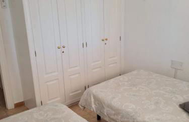 Gran terraza con vistas al mar y piscina - Foto 14