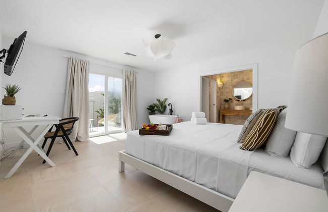 Beachfront Villa w Pool Sleeps 16 Dining Tub - Foto 5