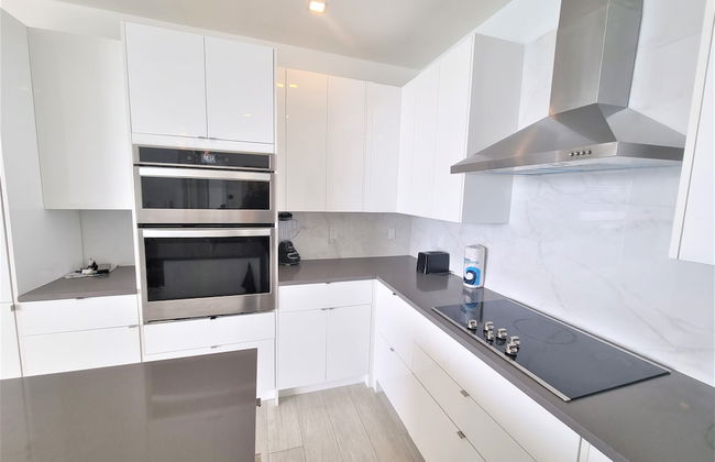 Lighthouse Point Residences - Photo 53