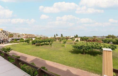 Le Wallis Studio terrasse coursive vue mer Port Nature Village Naturiste - Photo 18
