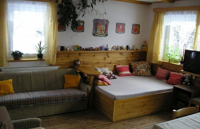 Marie Pavla With 7 Bedrooms and 4 Bathrooms - Photo 19