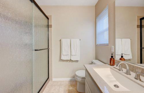 Gorgeous 6BR with Pool and Spa - Photo 32