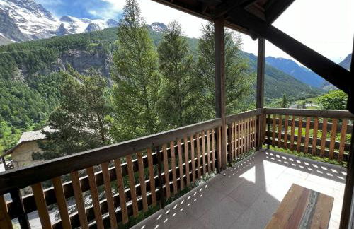 Appartement lumineux, grand balcon, vue sur La Meije - Photo 1