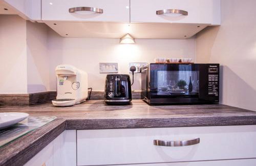 Charming 1BR House in Eccles with Free Parking - Foto 4