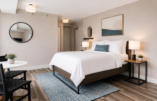 Global Luxury Suites at Georgetown - Photo 15