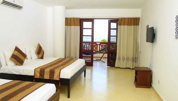 Lux Suites Lamera Beachfront Apartments - Foto 2, Habitación