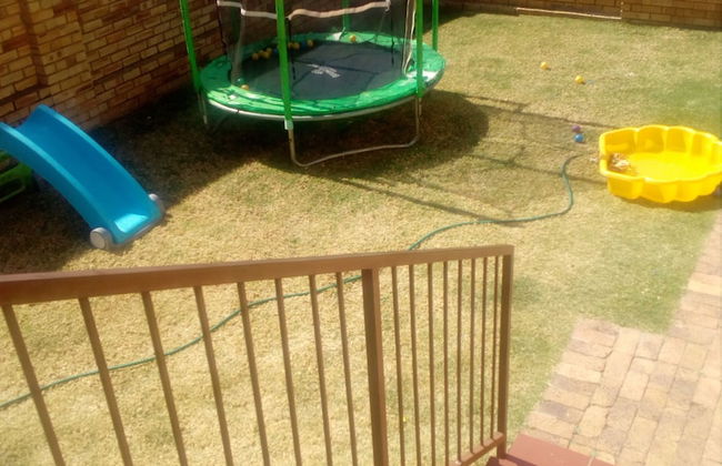 The Royal Princess Garden - Honeydew - Photo 26