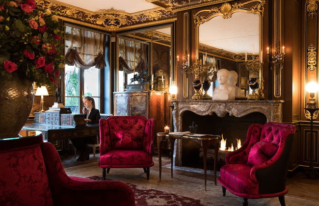 La Reserve Paris Hotel and Spa - Photo 11