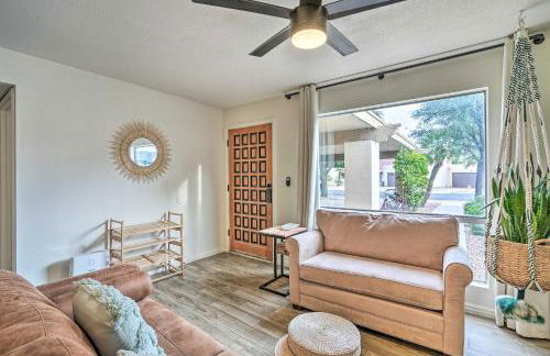 Patio and Workspace Litchfield Park Vacation Rental - Foto 5