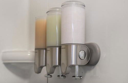 Stockyards- 4min Pet Friendly 3BR Luxe Gem - Foto 114