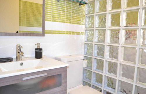 Sea View House - Photo 11