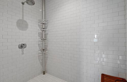 Central Perk - Pet Friendly, Luxury Cabin Feel, Kayaksand Coffee! - Foto 18