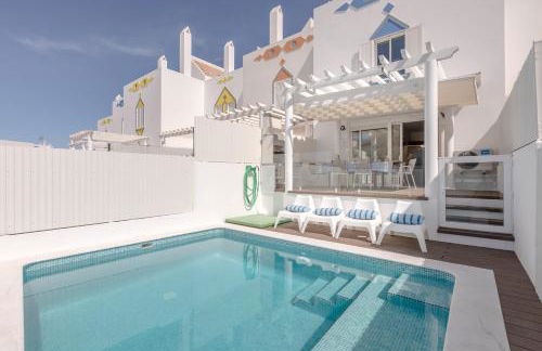 SeaScape Villa Private Pool & Rooftop Jacuzzi with sea view near Manta Rota Beach - Foto 1