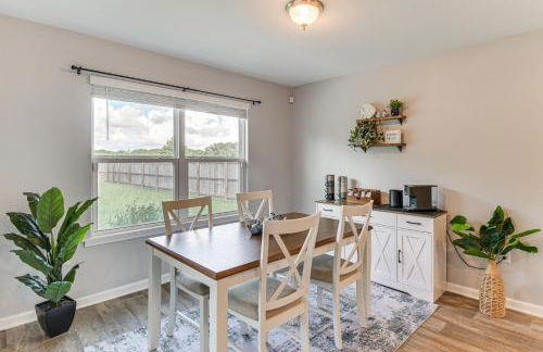 Home 12 Mi to Gulf Shores Beach and Boardwalk! - Foto 6