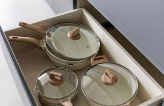 Luxury Downtown King Bed, Rooftop Pool - Photo 2