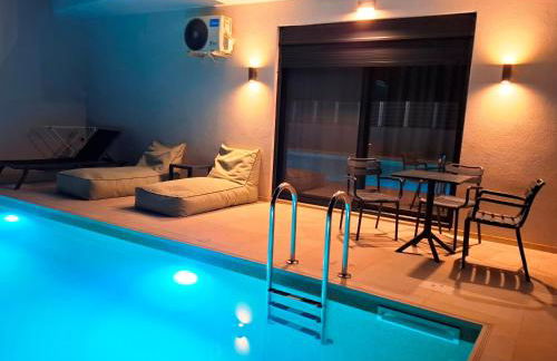 Aelia Luxury Apartments & Pool - Photo 38