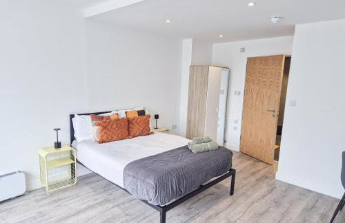 Promo Rate - Comfy Islington Studio Flat near Upper Street, Highbury & Angel Station with FREE WiFi by NourNest Apartments - Foto 20