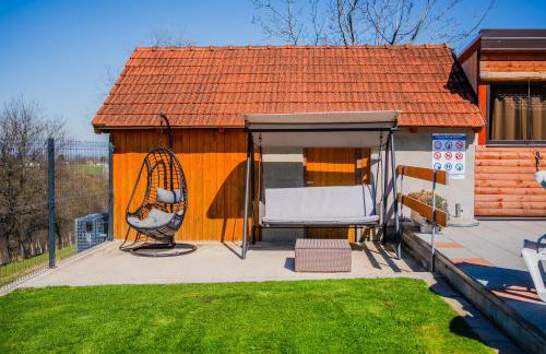 Timber Cottage With Pool - Happy Rentals - Foto 8