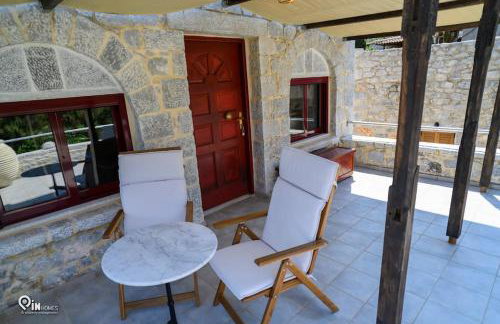 Panorama - Unique Beachfront Stone House in Alipa-Mani - Foto 20