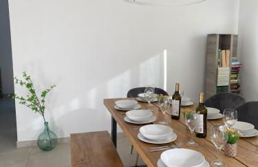 Villa Avril piscina privada y amplias terrazas - Photo 25