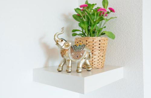 BOHO CHIC- Beachfront - Free bikes - Salt water pool - Foto 51