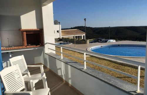 Varandas - Arrifana, com piscina, junto à praia - Foto 11