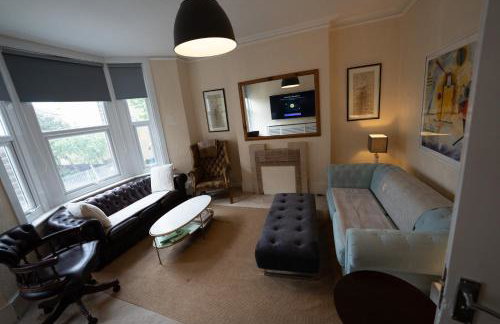 HARU RESIDENCE, Close to Tower Bridge, 6 bed House can sleep up to 16 peo - Foto 8