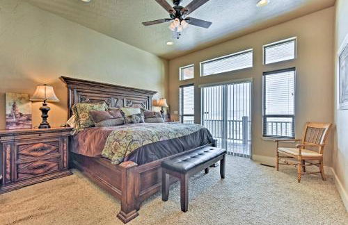 Cabin with Beach Access, Sport Court, Hot Tub and View - Foto 12