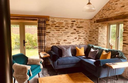 Detached Barn in Tamar Valley, EV charging included - Foto 3