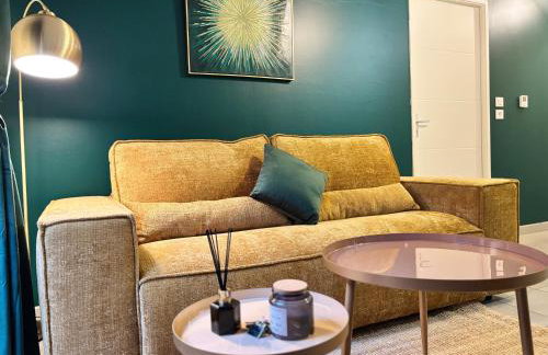 Emerald Chic - Terrace Fiber & Parking - 4 Guests - AC - Foto 30
