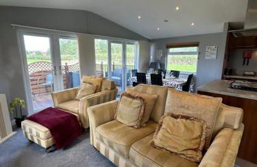 The Lodge - Photo 53