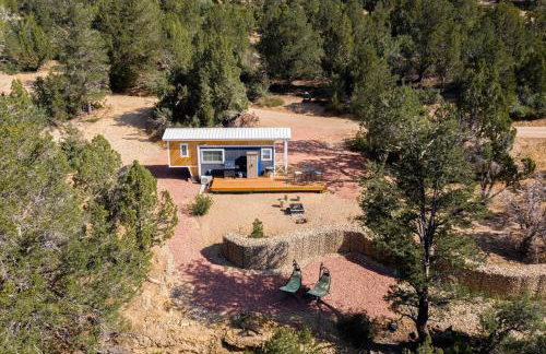 Angel's Landing Tiny East Zion & Bryce Canyon - Photo 7