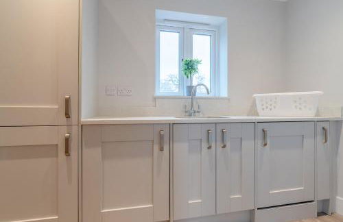 Maple House - Photo 12