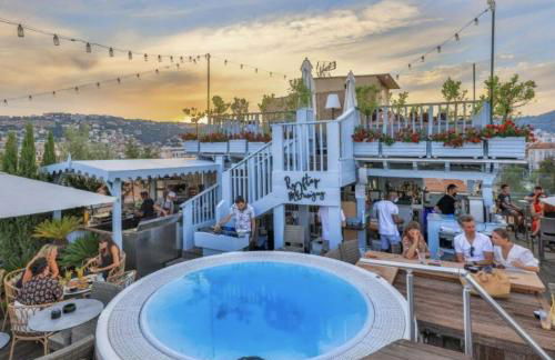 LIBERATION CENTER - PRIVATE Balcony - 24&7 RECEPTION - LUGGAGE STORAGE - Foto 19