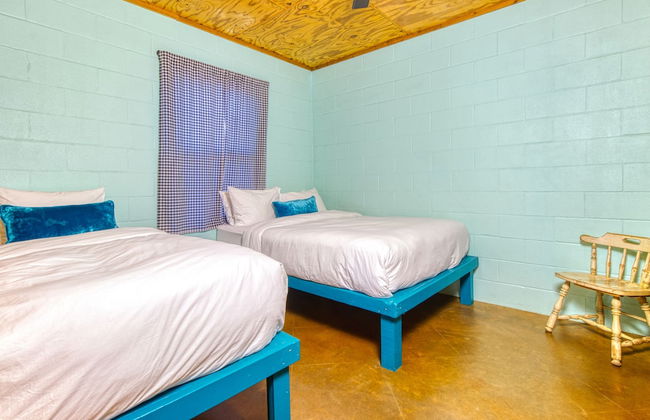 Frio River Cabins - Photo 18